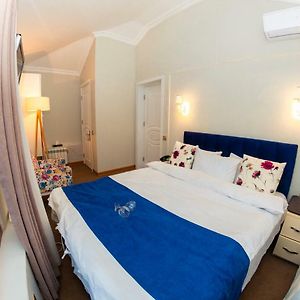 Large Double or Twin Room